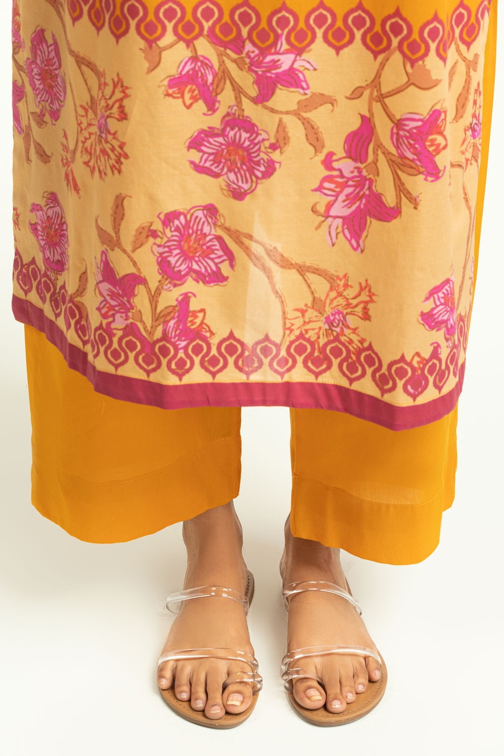 3PC Lawn Printed Suit IUSTKSD-718