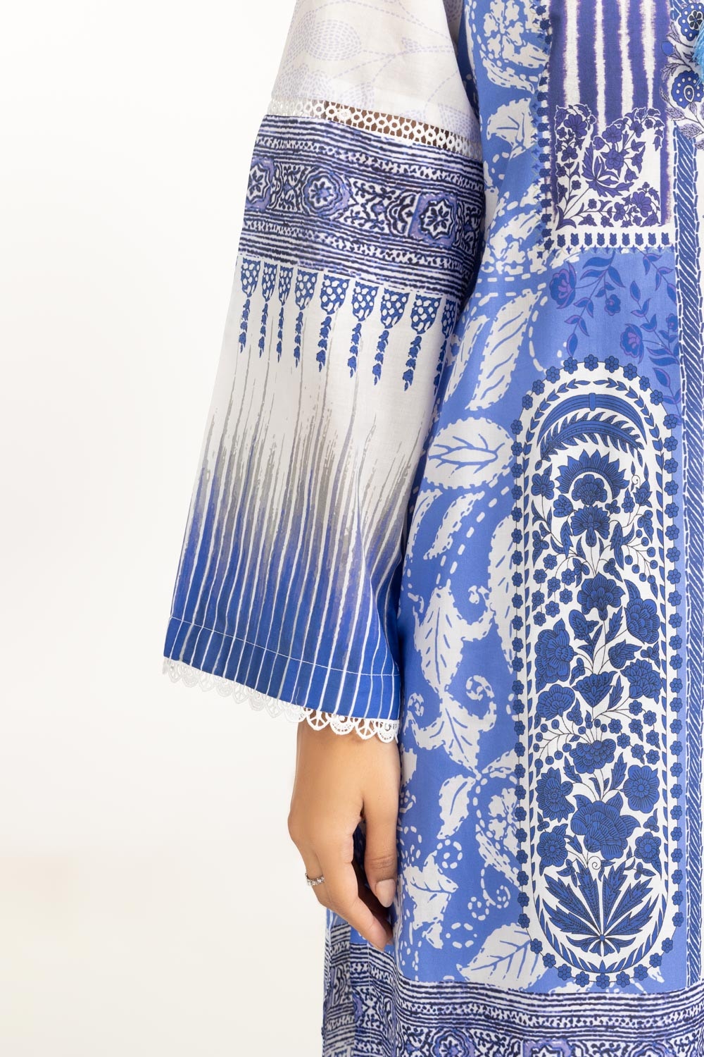 3PC Lawn Printed Suit IUSTKSD-723