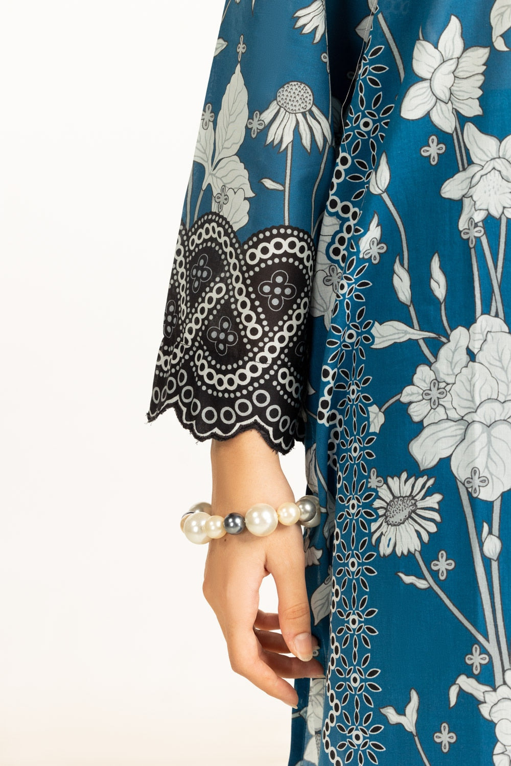3PC Lawn Printed Suit IUSTKSD-866