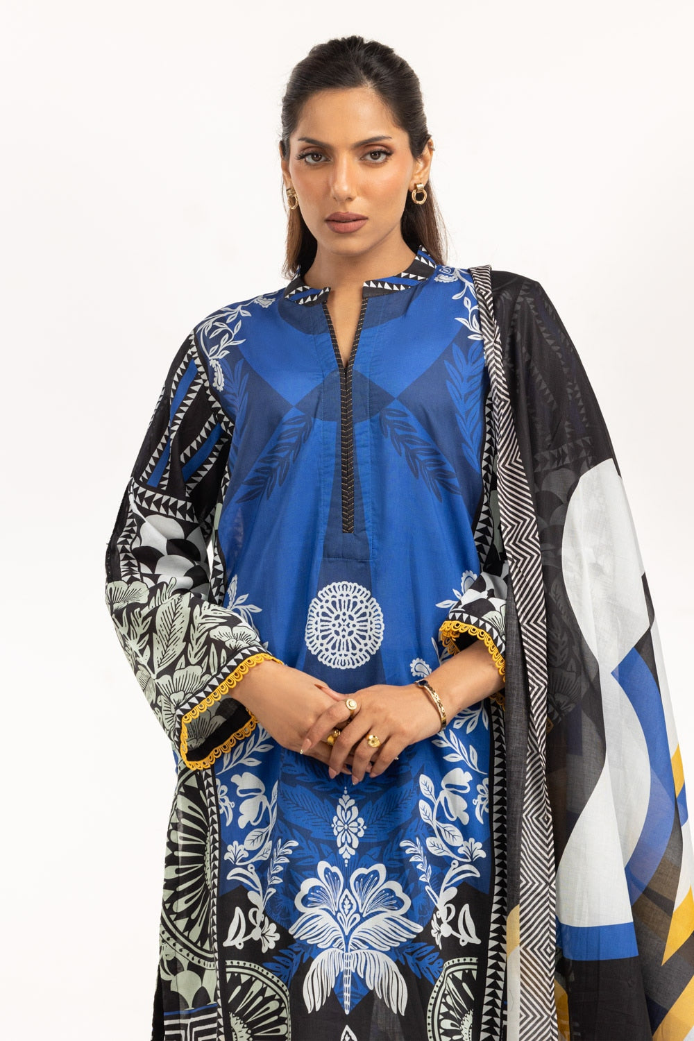 3PC Lawn Printed Suit IUSTKSD-869