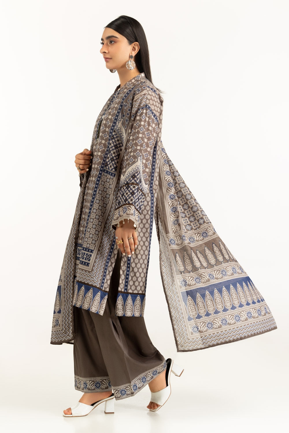 3PC Lawn Printed Suit IUSTKSD-947