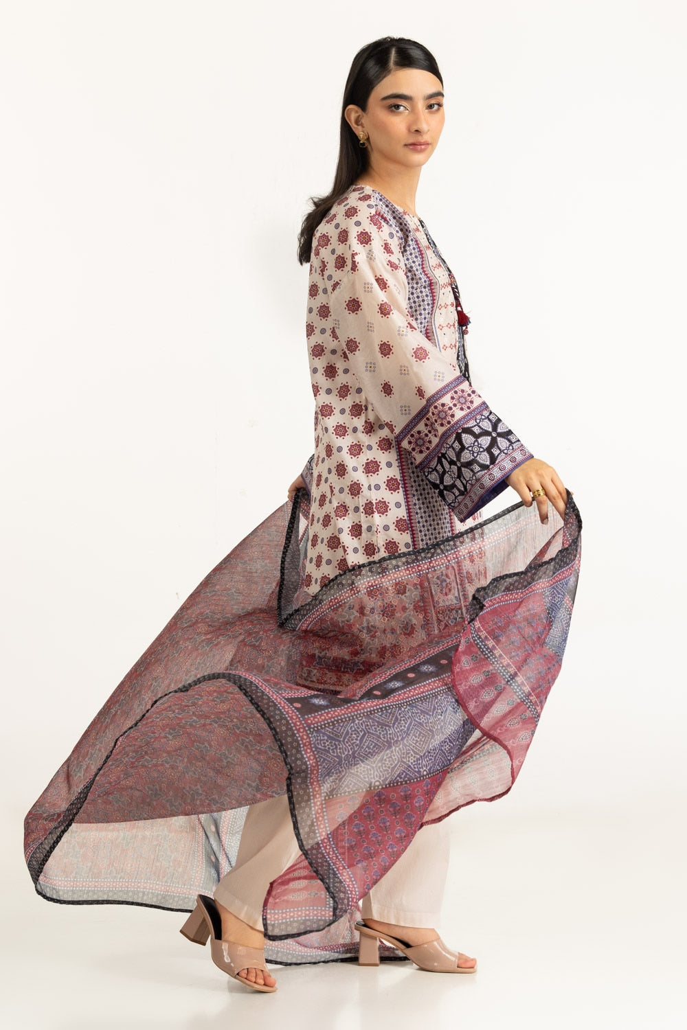 3PC Lawn Printed Suit With Embroidered