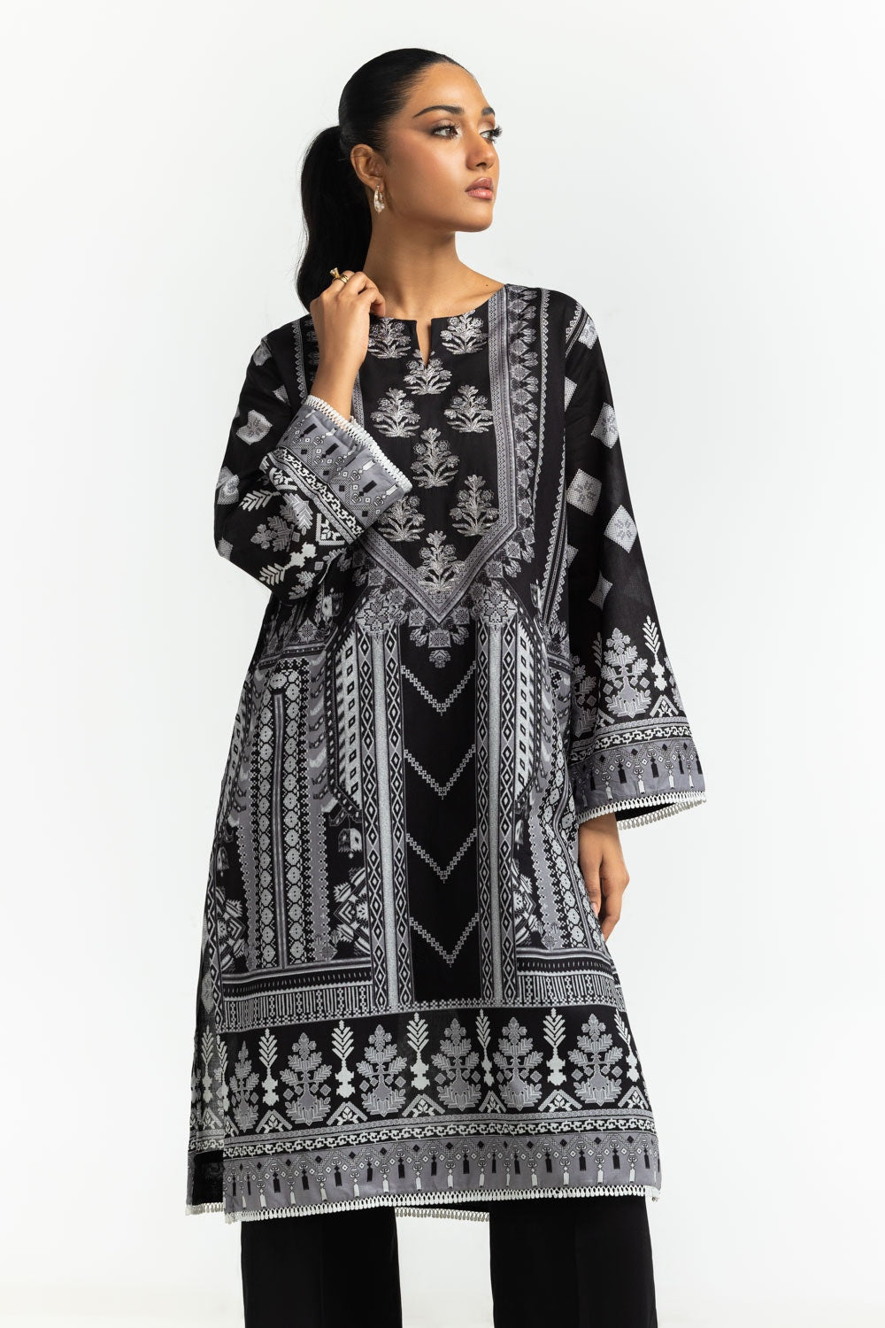 3PC Lawn Printed Suit With Embroidered IUSTKSD-551