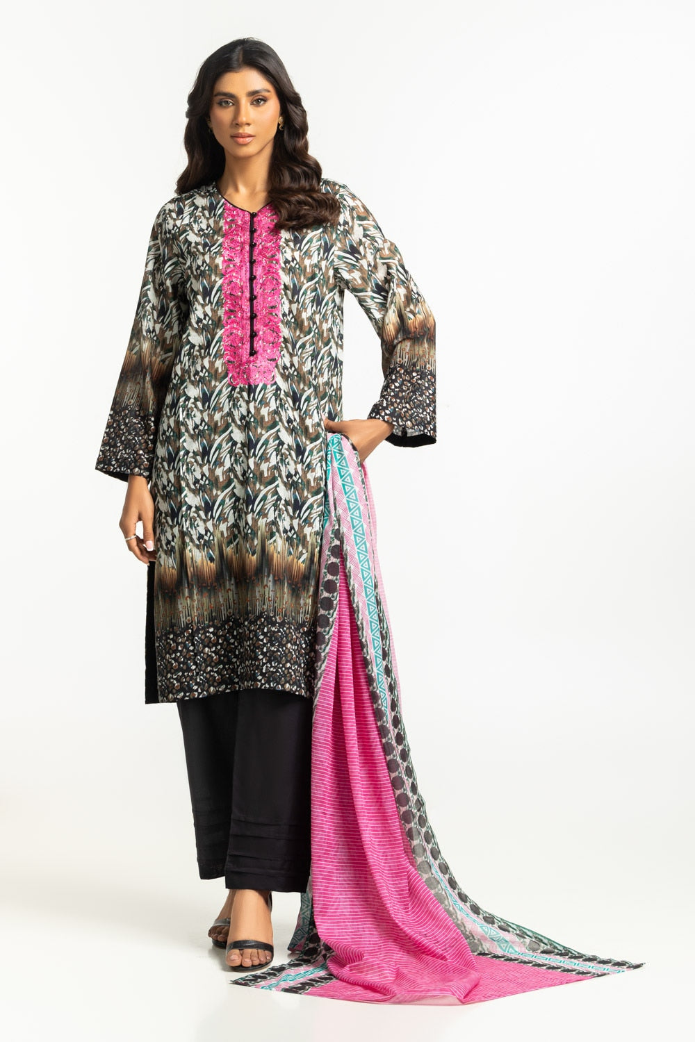 3PC Lawn Printed Suit With Embroidered IUSTKSD-666