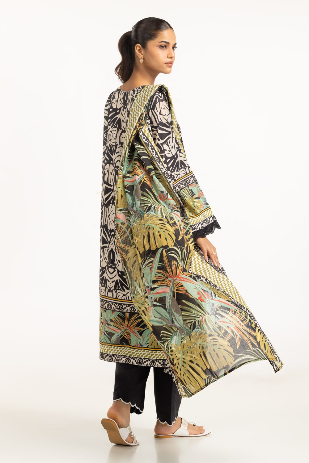 3PC Lawn Printed Suit With Embroidered IUSTKSD-727