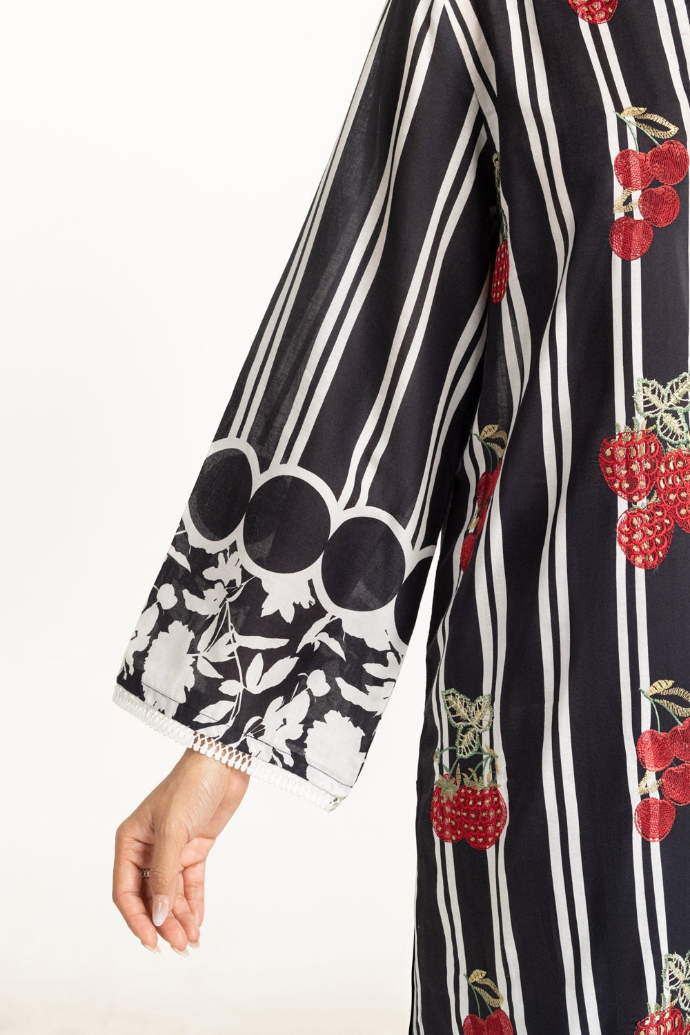 3PC Lawn Printed Suit With Embroidered IUSTKSD-736