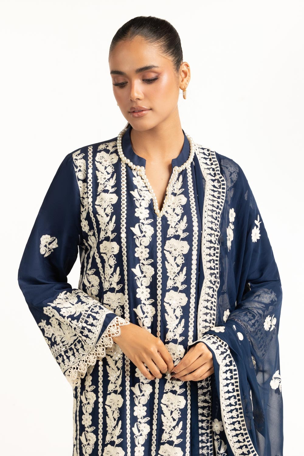 3Pc Lawn Sequins Embroidered Suit