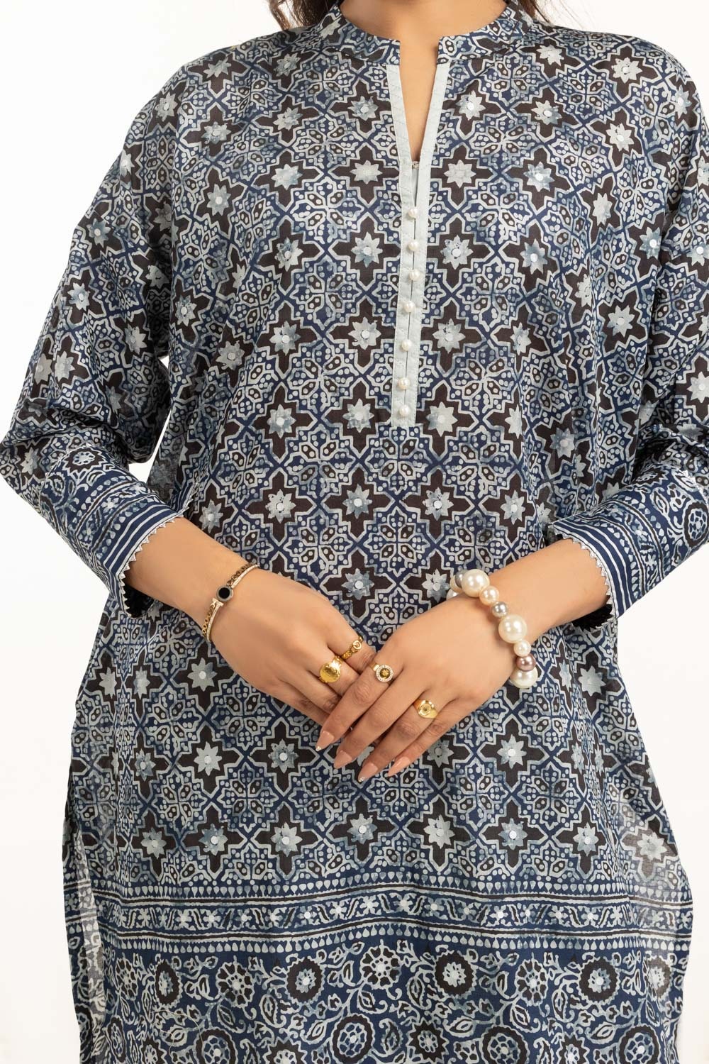 3PC Lawn Silver Printed Suit IUSTKSD-827