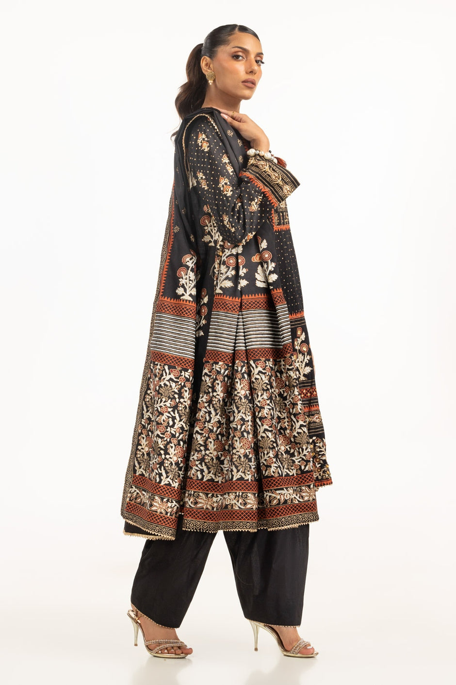 3PC raw-silk Lacquer Printed Hand Embellished Suit