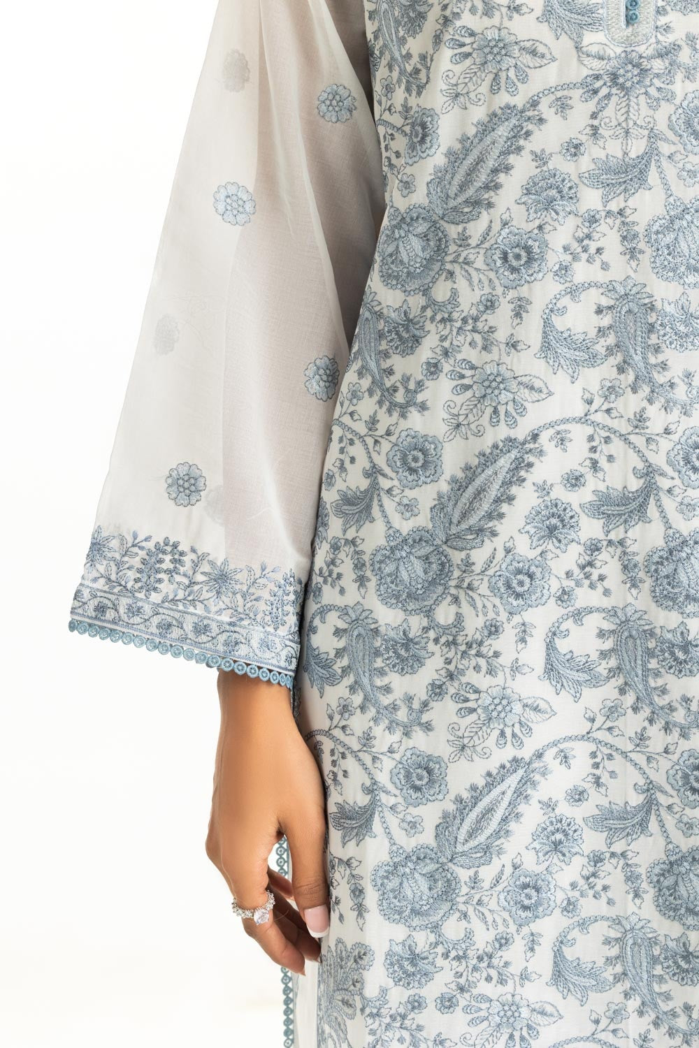 3PC Swiss Voile Embroidered Suit IUSTKSD-626s