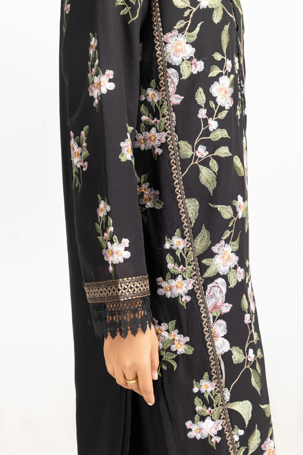 3PC Swiss Voile Embroidered Suit IUSTKSD-830s