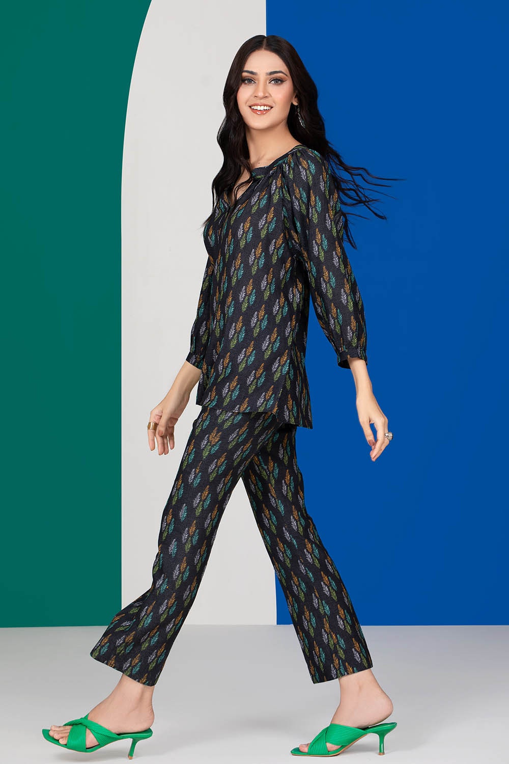 2 Piece Linen Karandi Unstitched Digital Printed Suit WT-22006