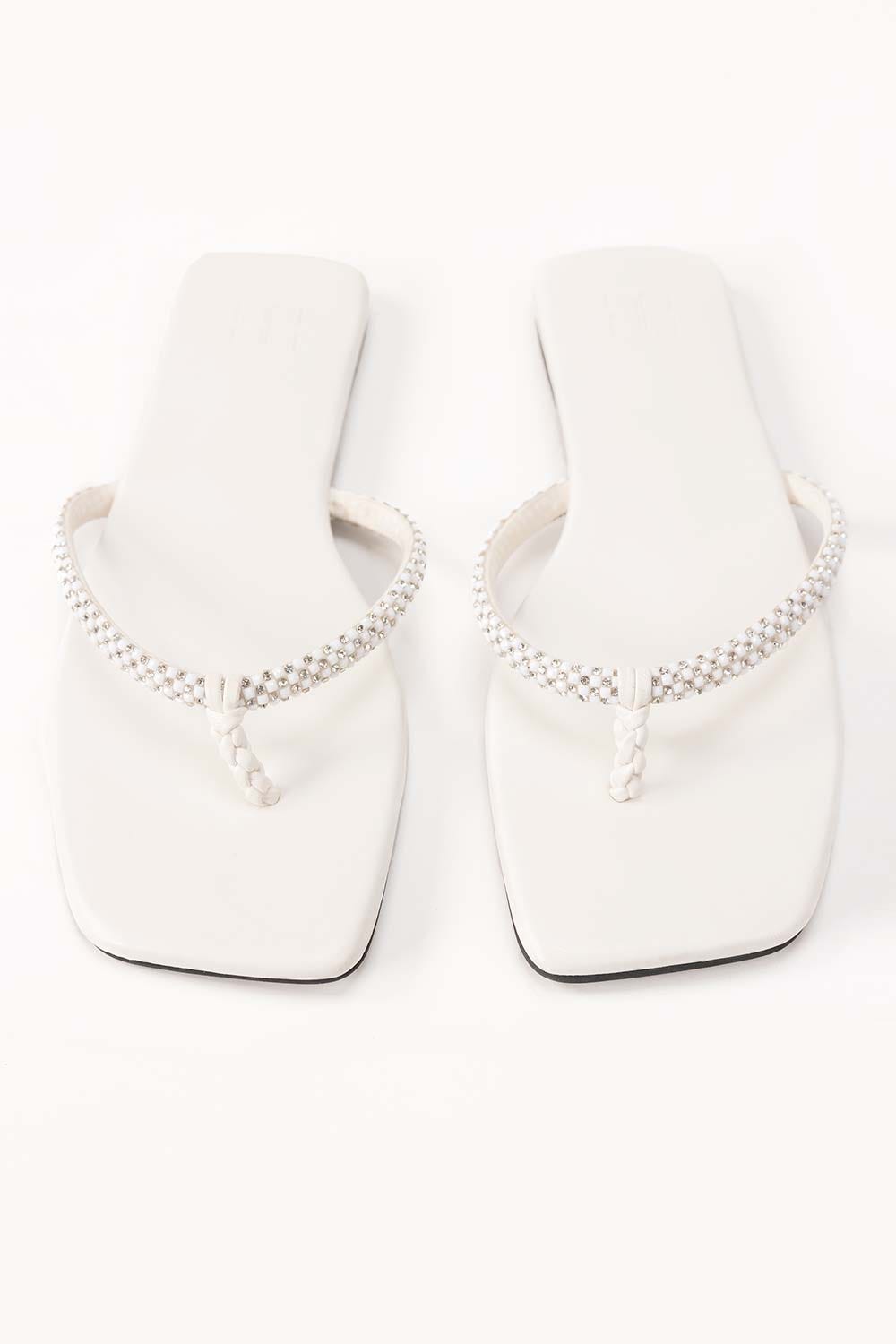White Slipper IWE-SLP24-034