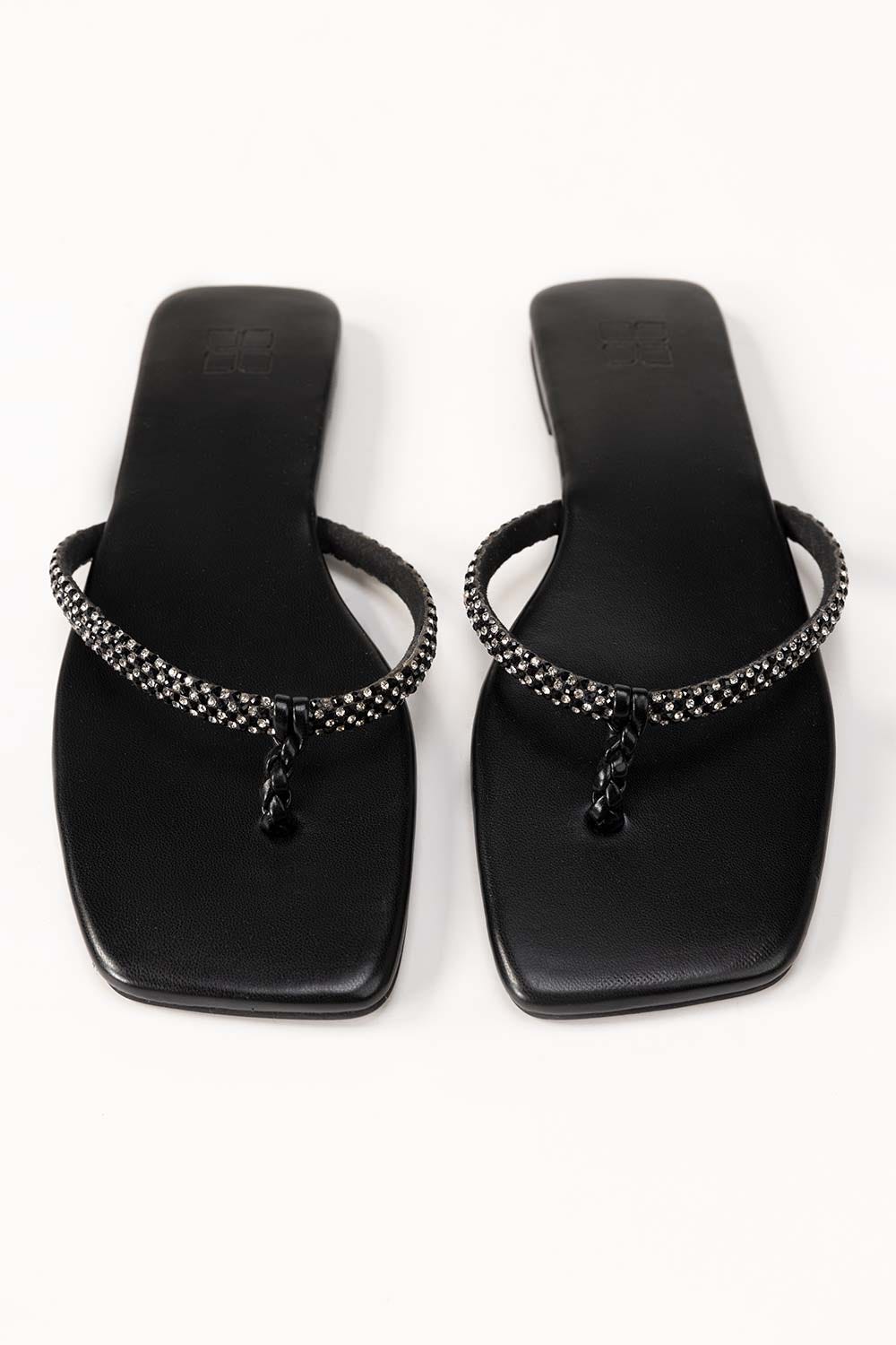 Black Slipper IWE-SLP24-035