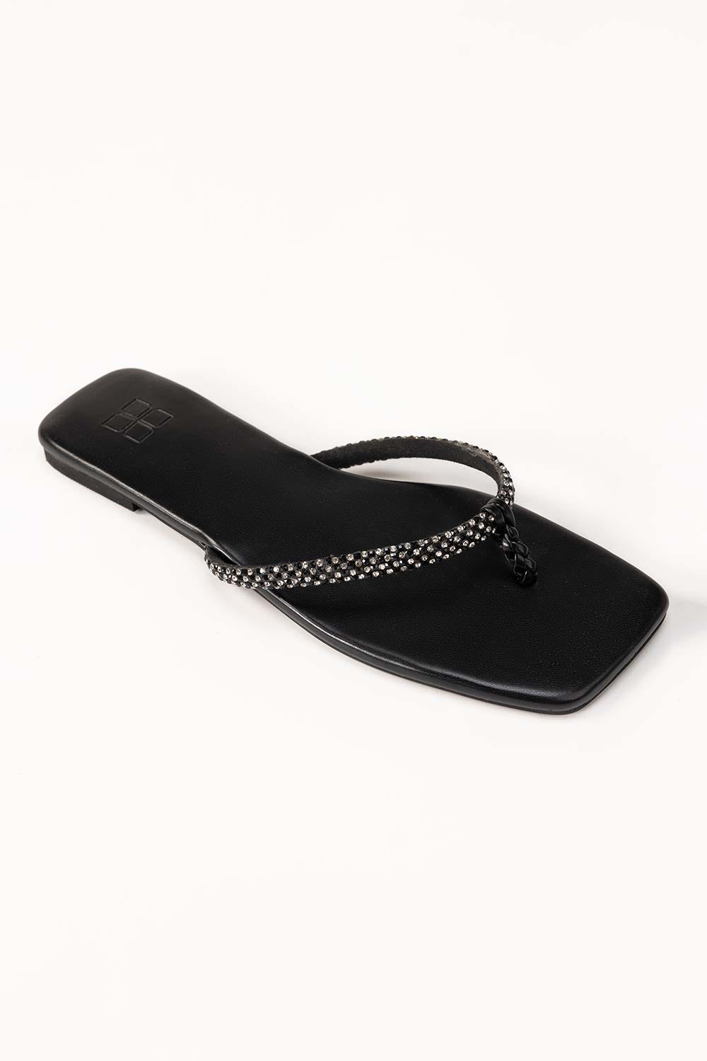 Black Slipper IWE-SLP24-035