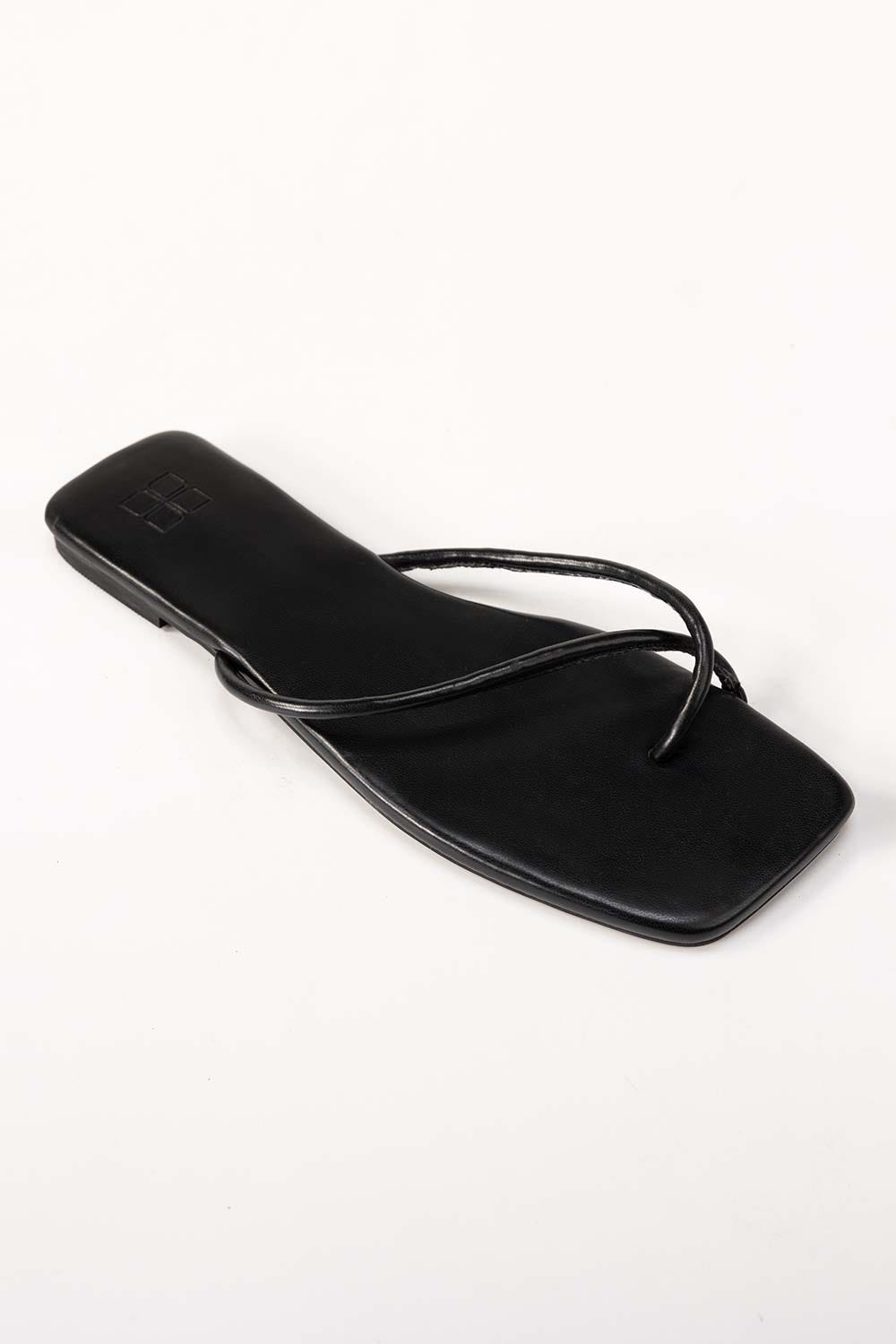 Black Slipper IWE-SLP24-036