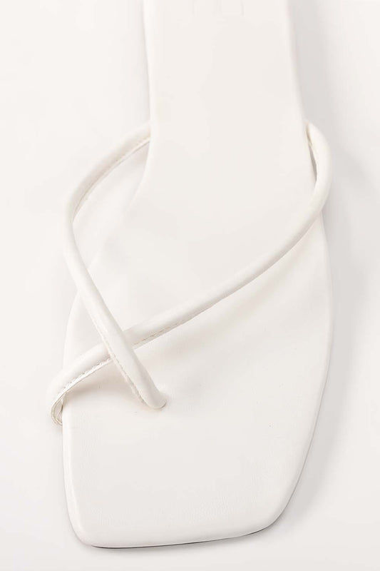 White Slipper IWE-SLP24-037