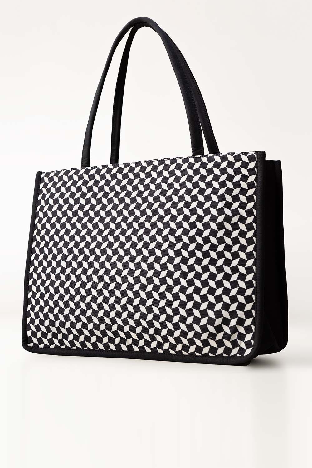 Black And White Shoulder Bag IWB-HDB24-019