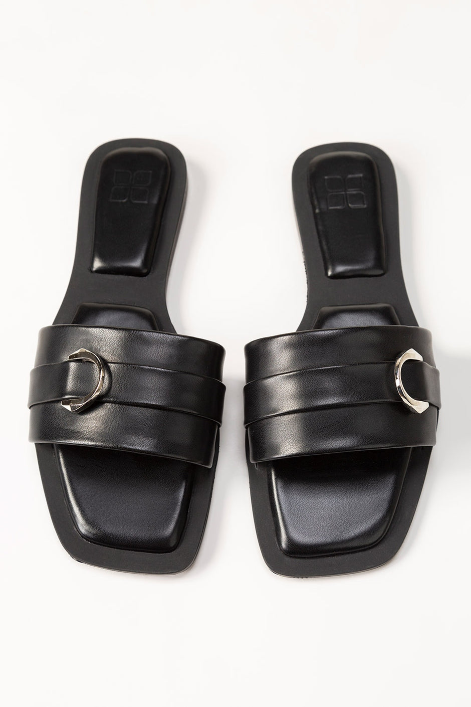 Black Comfy Slipper IWW-CFS24-002
