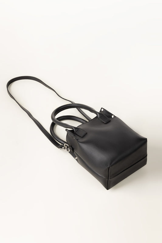 Black Bucket IWB-BKB24-012