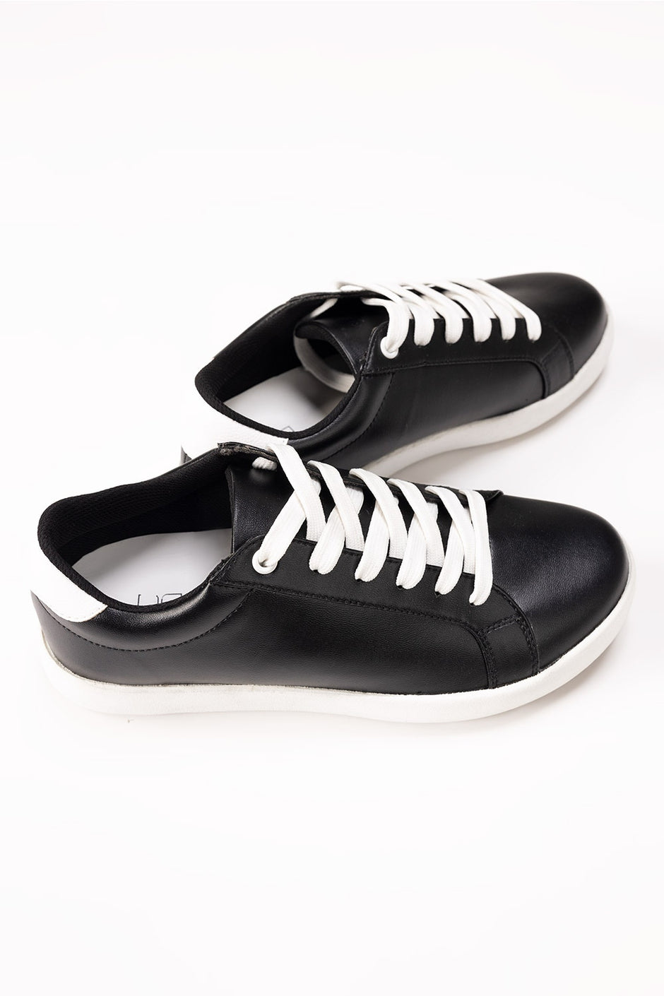 Women Black Sneaker