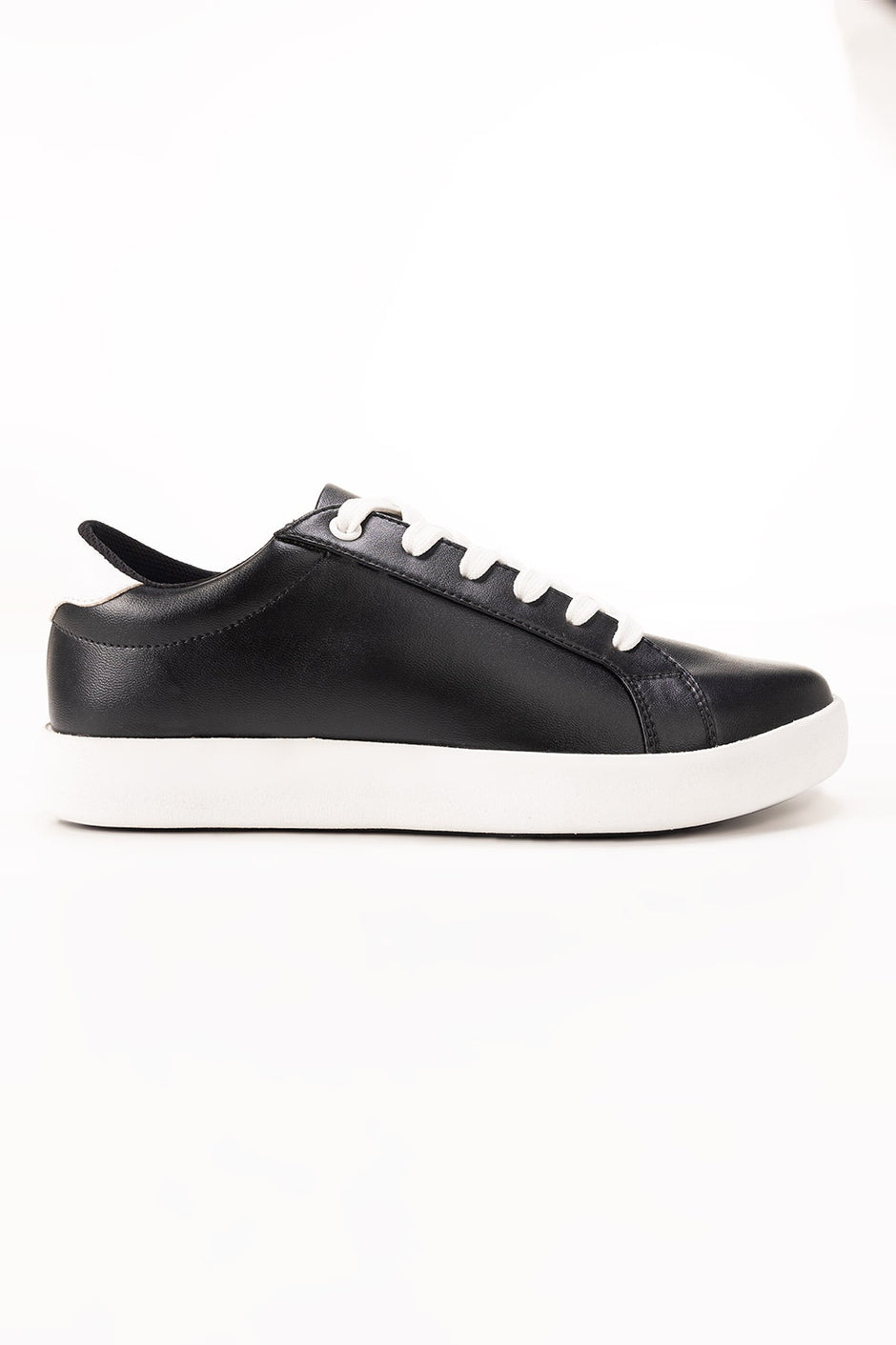 Women Black Sneaker