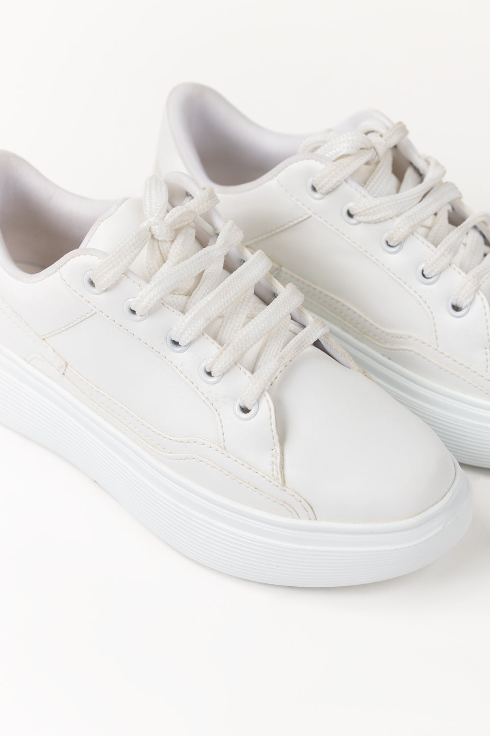 Women White Jogger IWW-JGR24-004