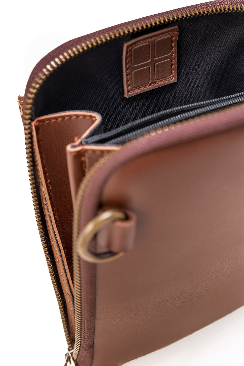 Brown Cross Body WalletIBS-CBW25-002