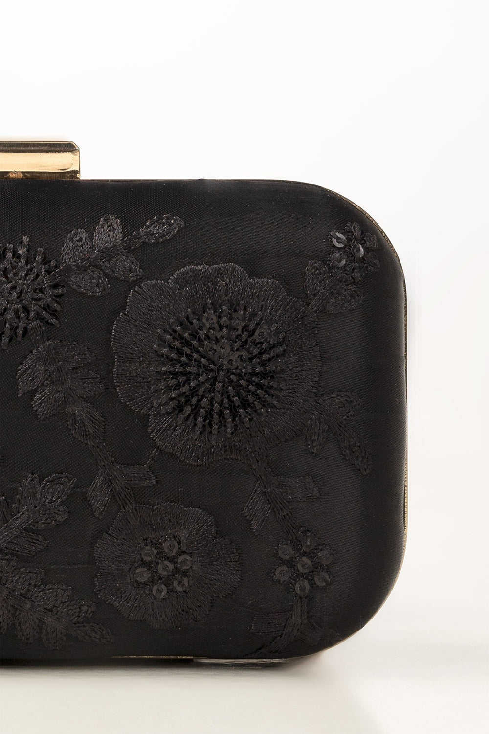 Black Clutch IBS-CLT25-002