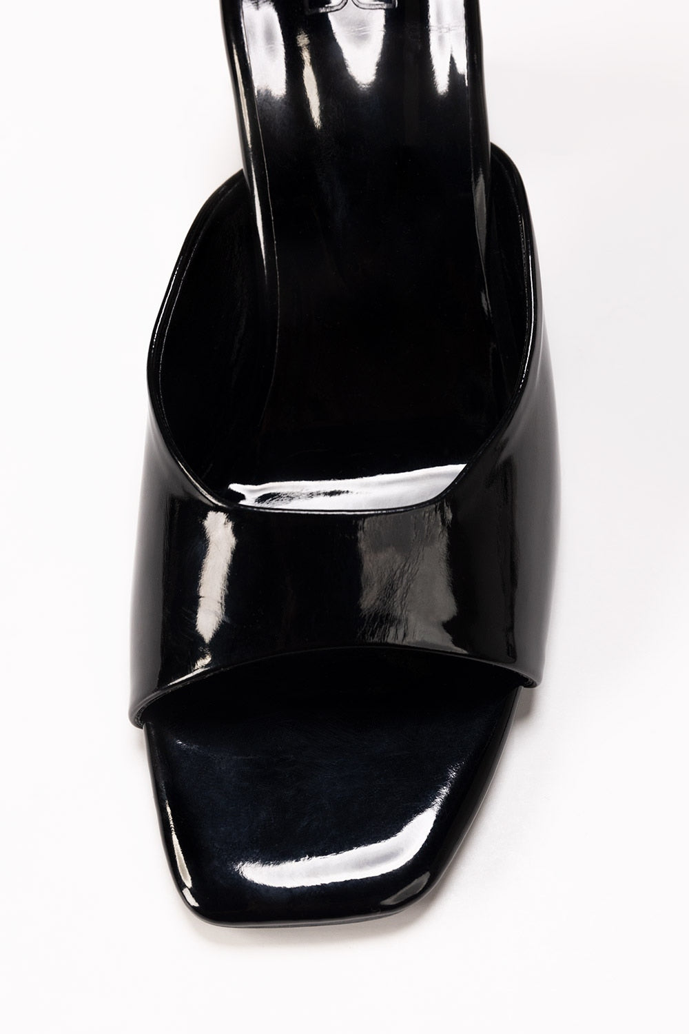 Women Black Heels IFS-HLS25-003