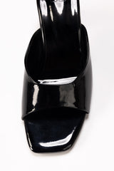 Women Black Heels IFS-HLS25-003
