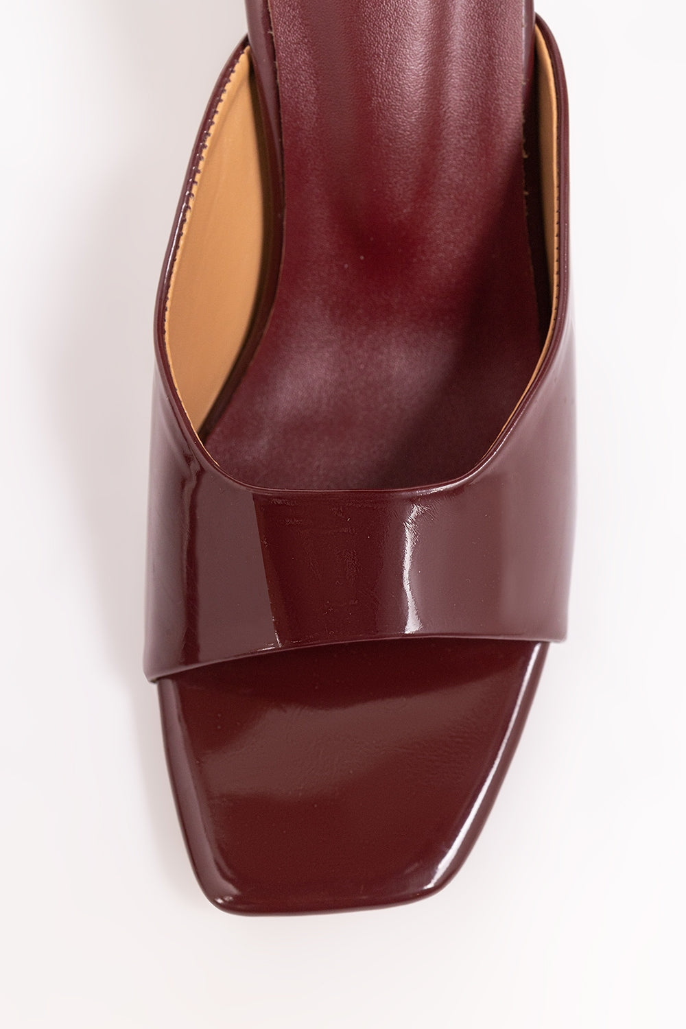 Women Maroon Heels IFS-HLS25-004