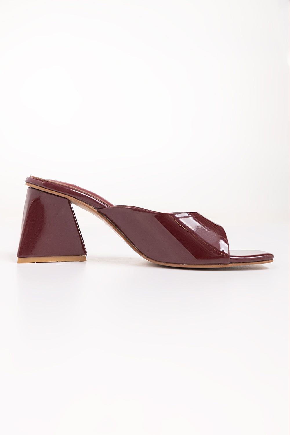 Women Maroon Heels IFS-HLS25-004