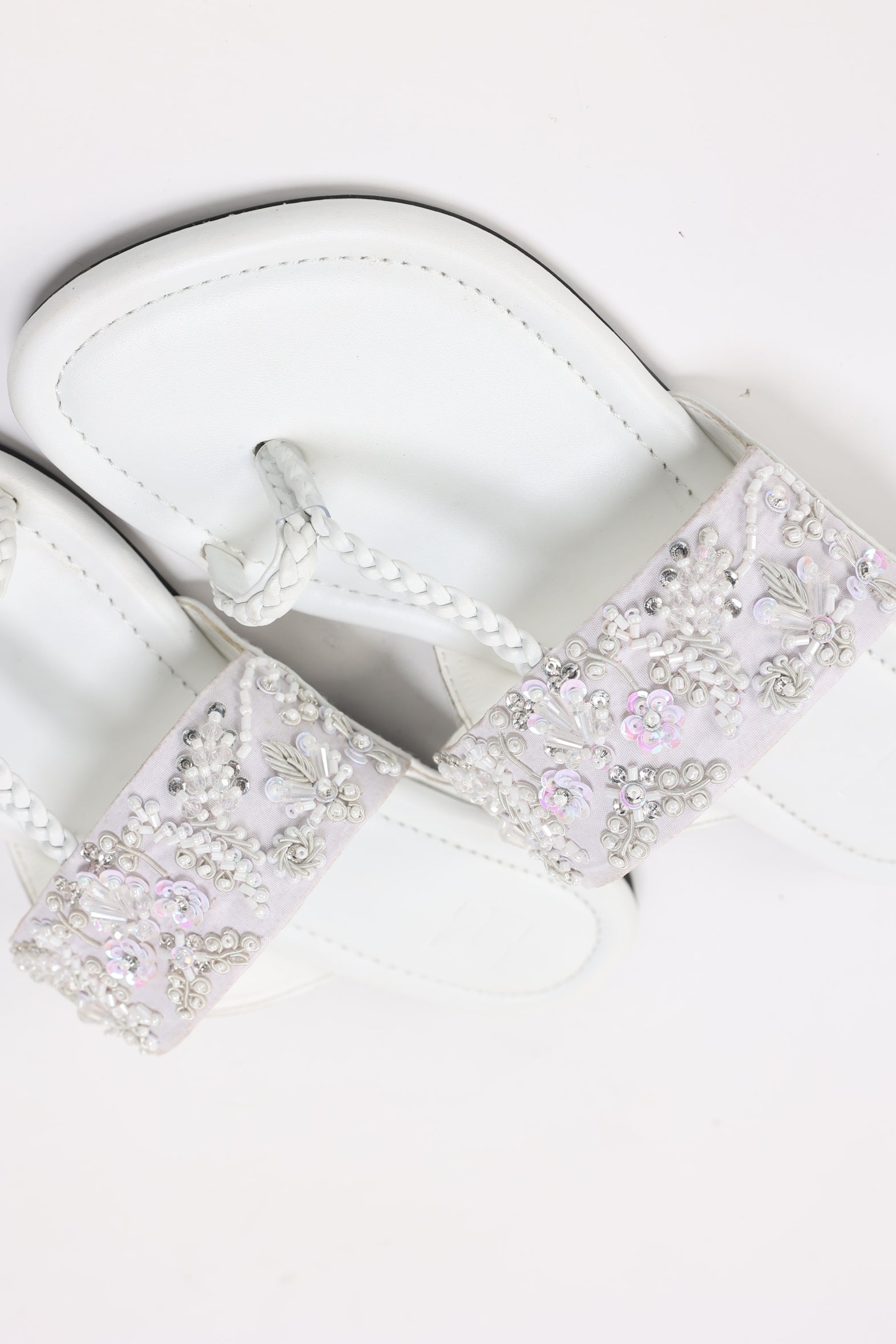 Women White Kolhapuri