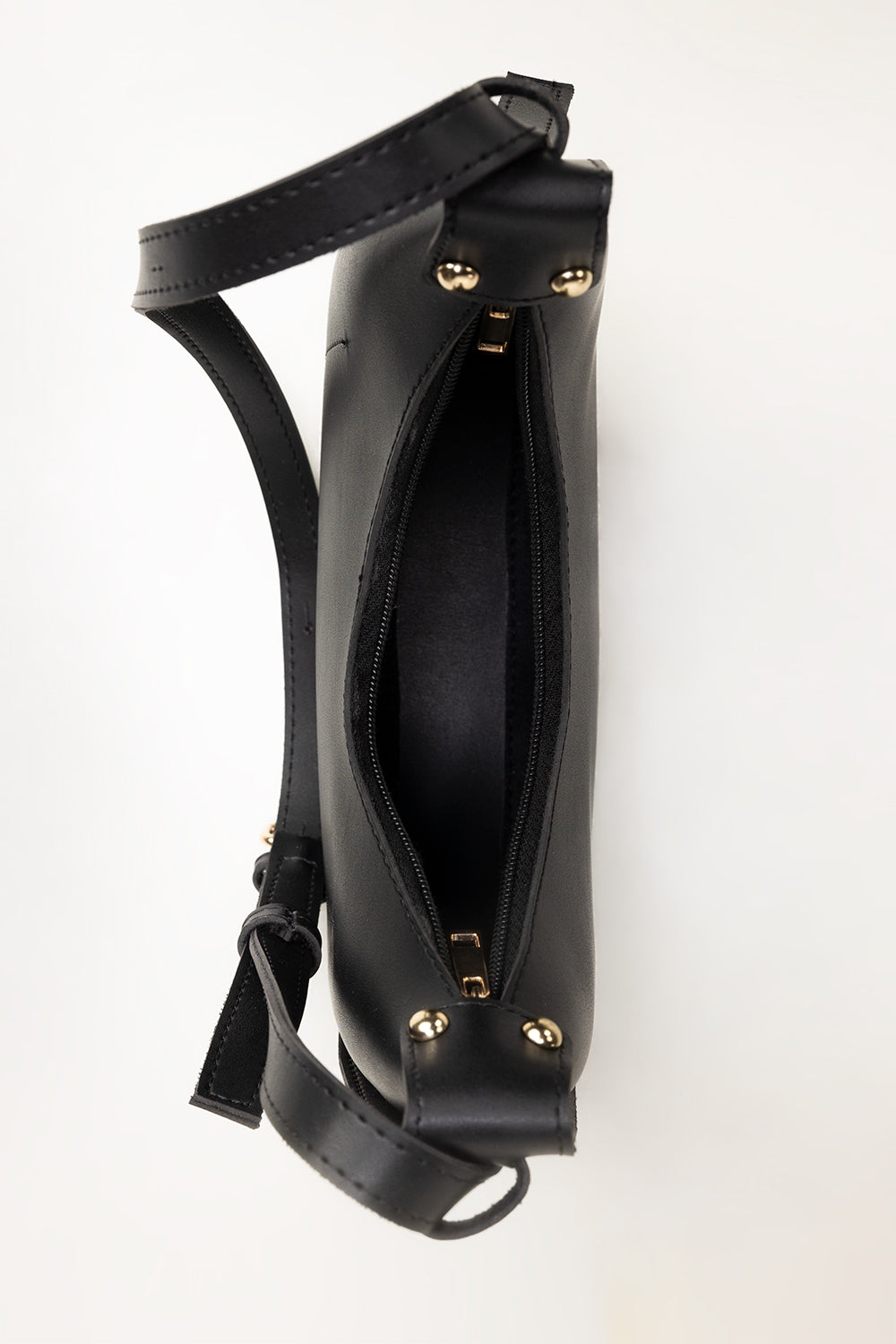 Black Hobo Bag IBS-HBB25-001