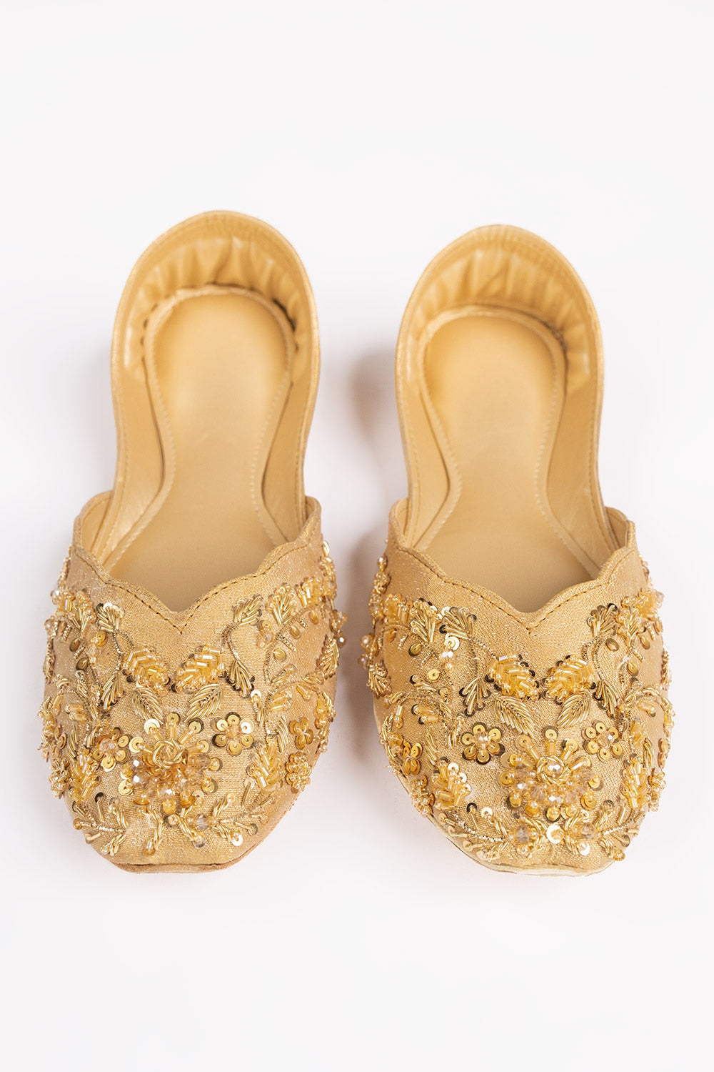 Women Golden Khussa IFS-KHS25-003