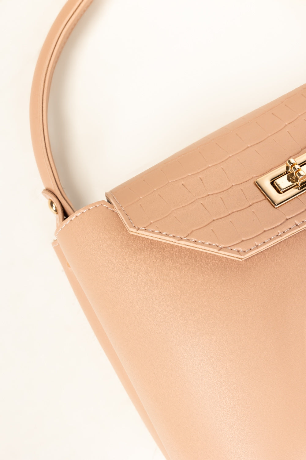 Peach Handbag IBS-HDB25-003