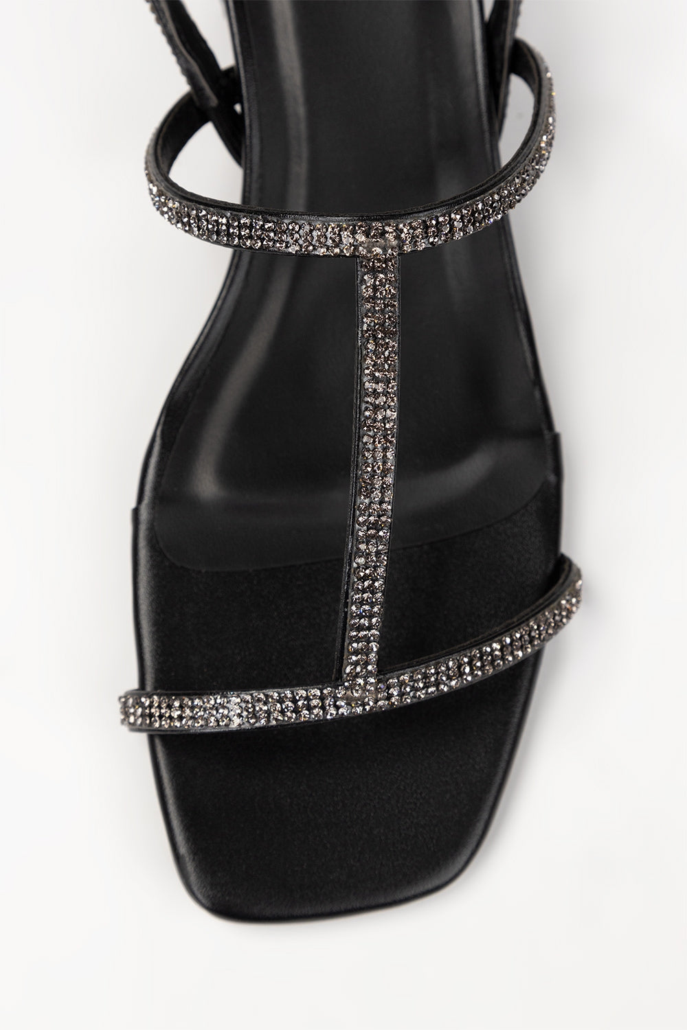 Women Black Sandal IFS-SDL25-005