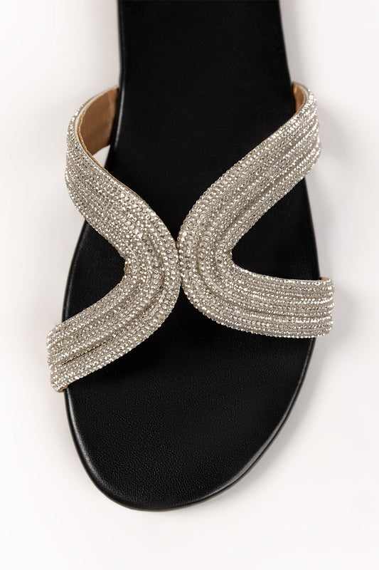 Women Black Slipper IFS-SLP25-011