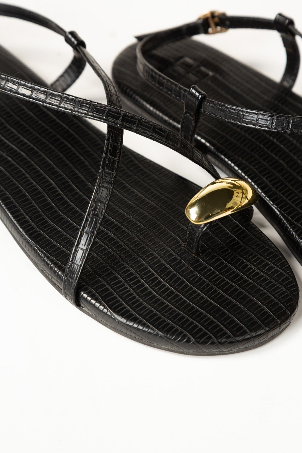 Black Sandal IFS-SDL25-007