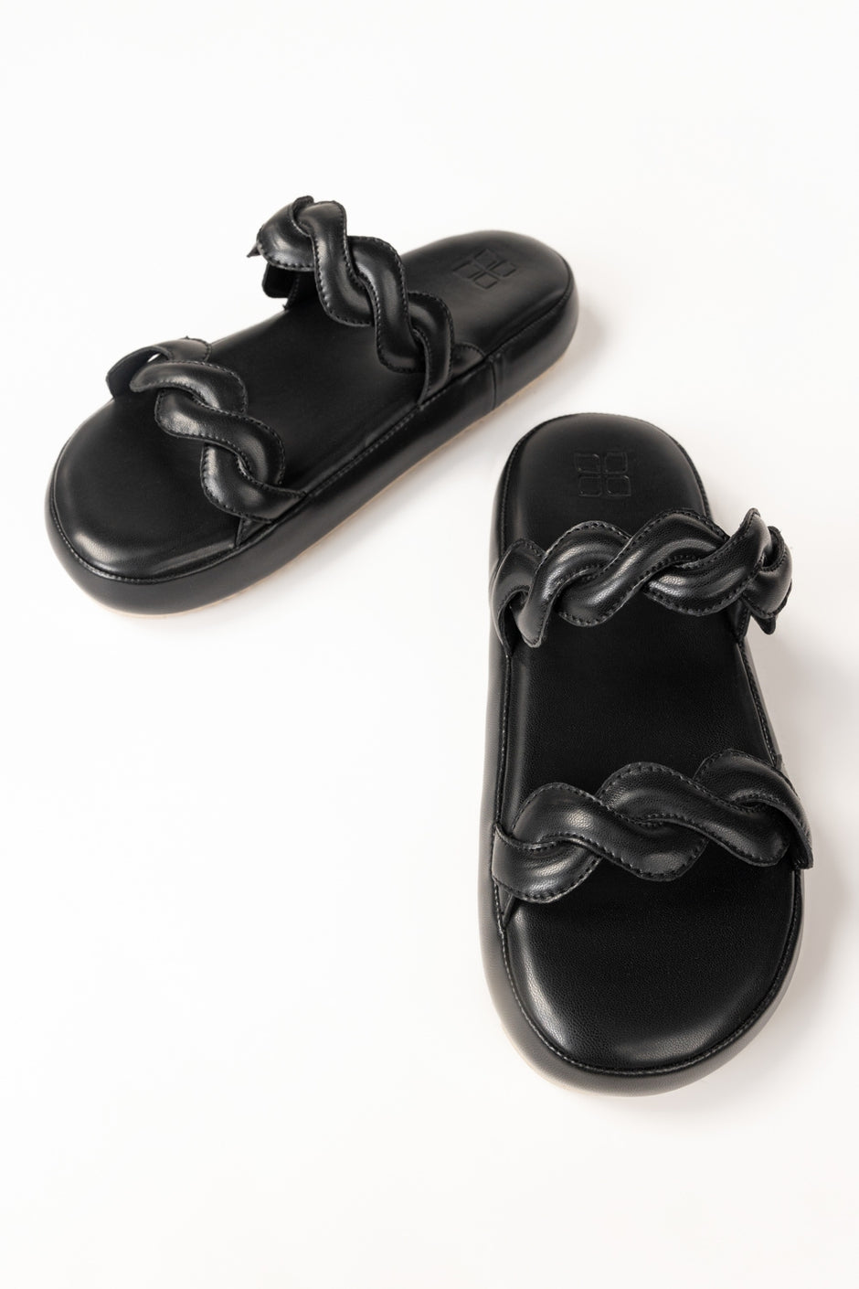 Black Comfy Slipper