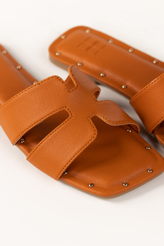 Tan Slipper IFS-SLP25-018