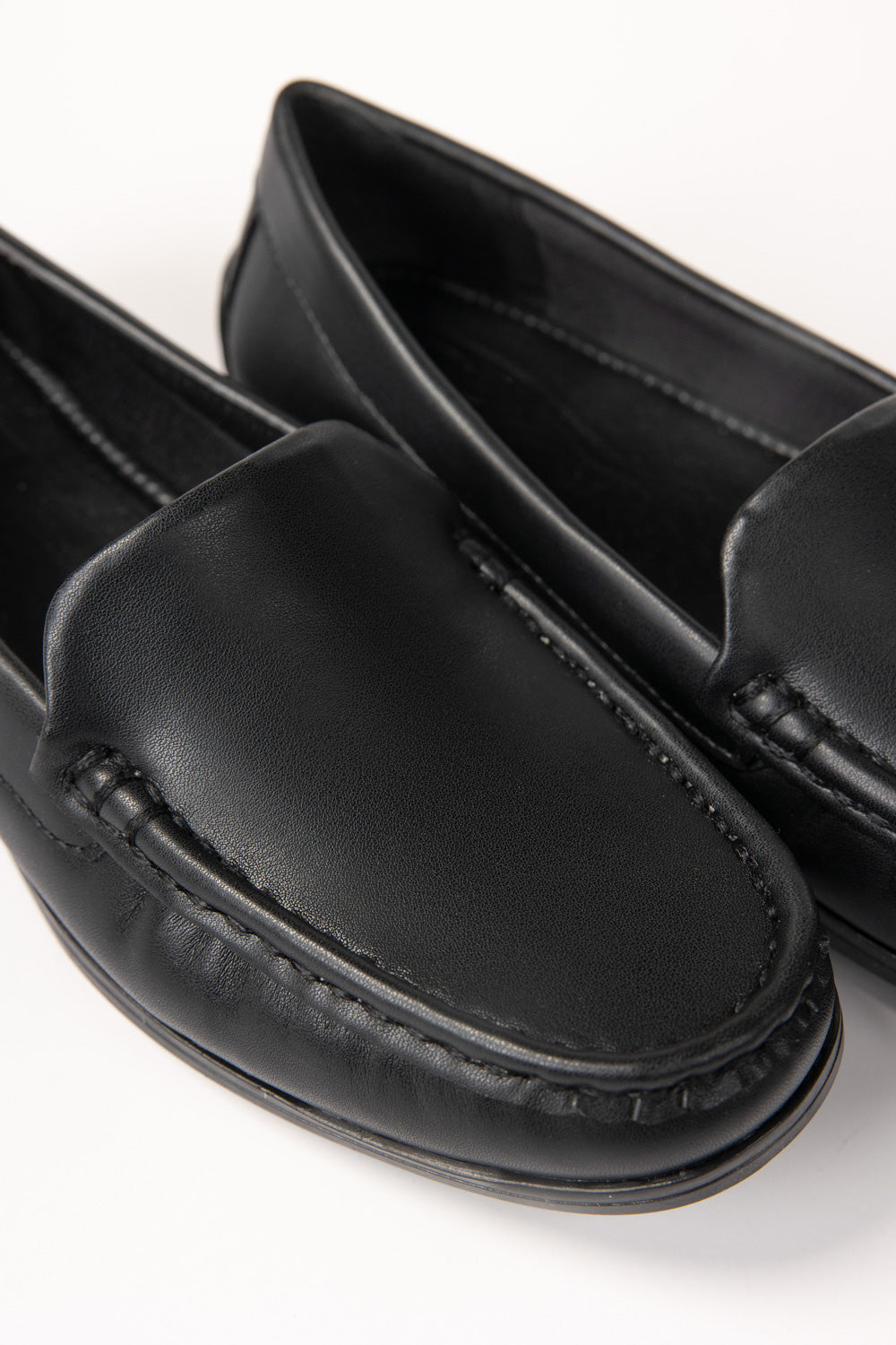 Black Loafers IFS-LFR25-002