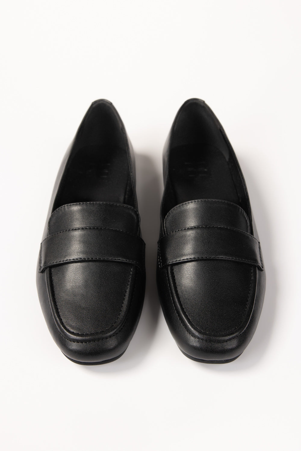 Black Loafers IFS-LFR25-003