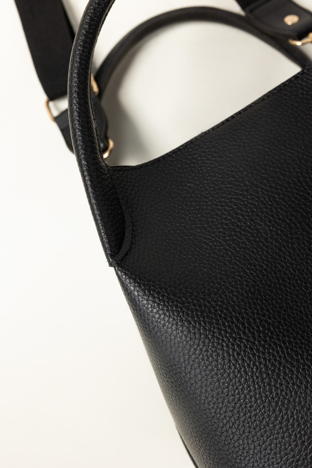 Black Bucket Bag IBS-BKB25-011