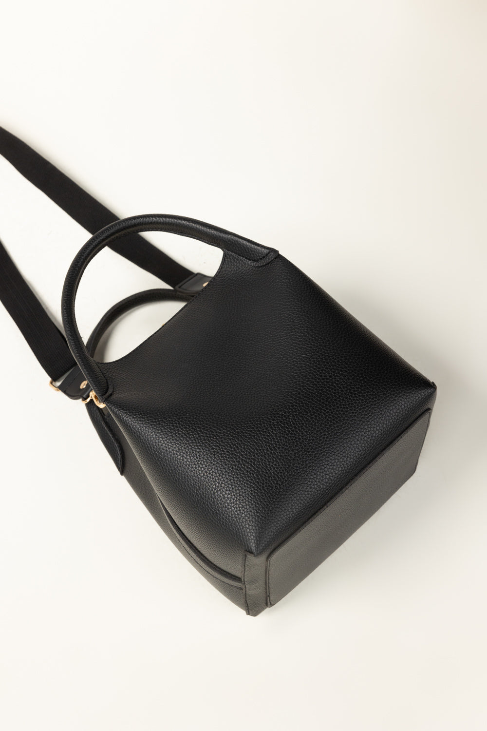 Black Bucket Bag IBS-BKB25-011