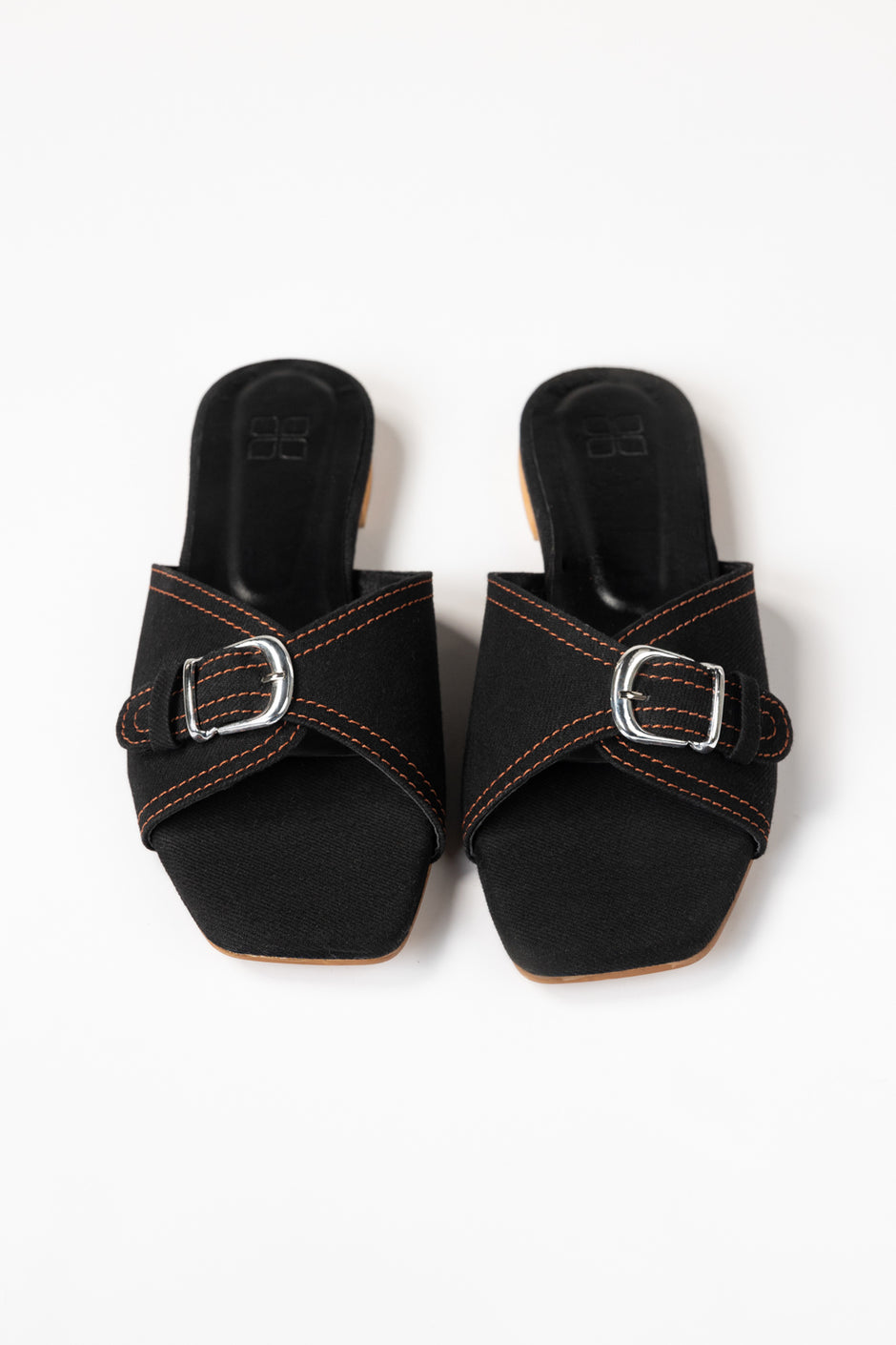 Black Slipper