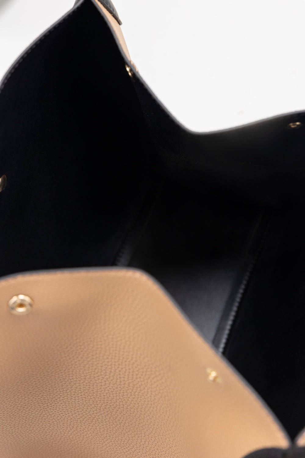 Beige Tote Bags