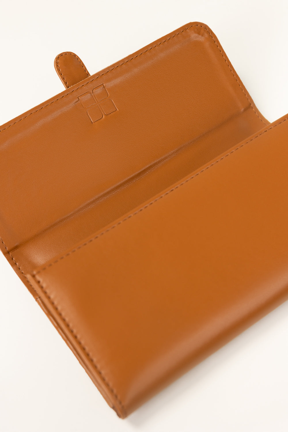 Tan Wallet