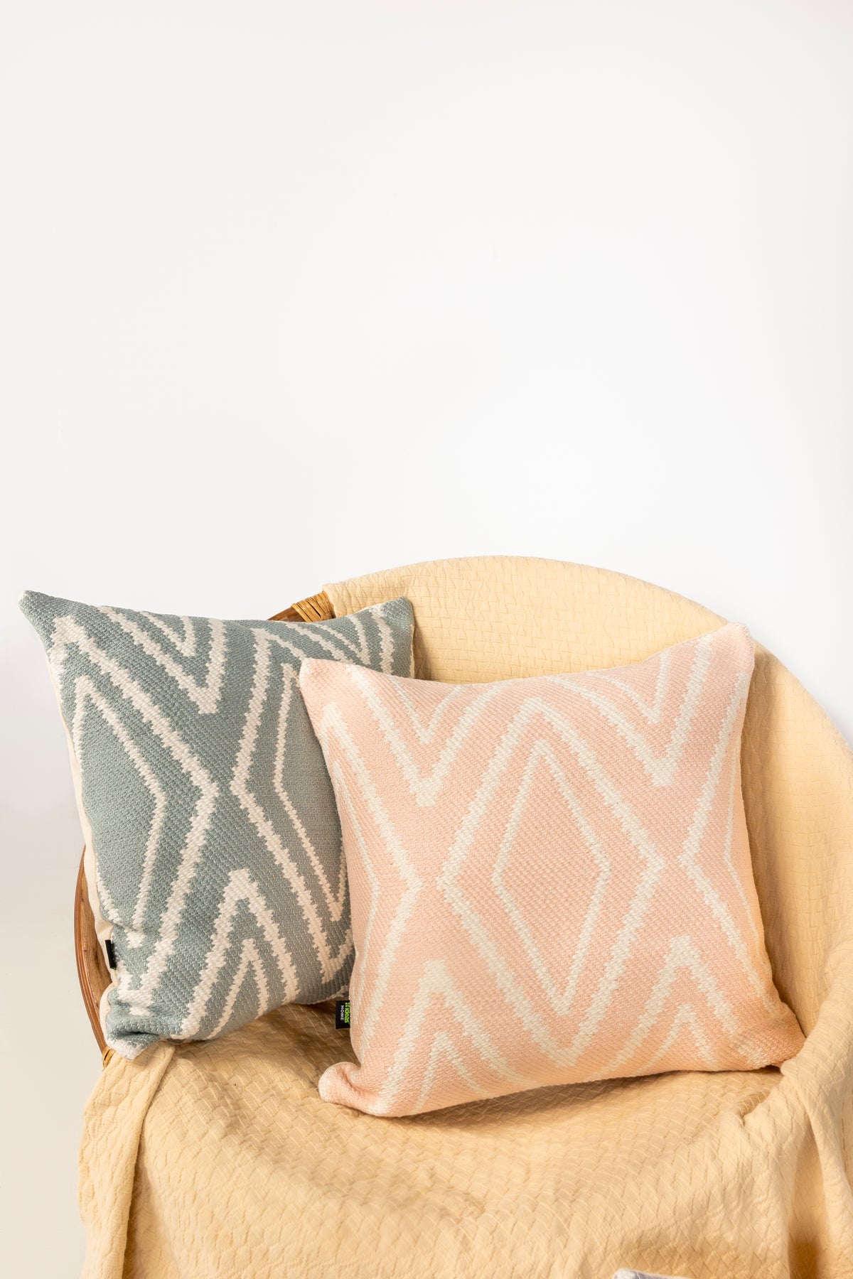 Woven-023 Cushion Cover